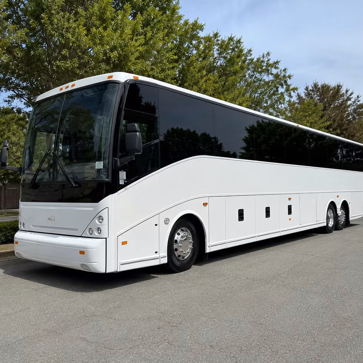you can find and book airport transportation in folsom and any nearby city
